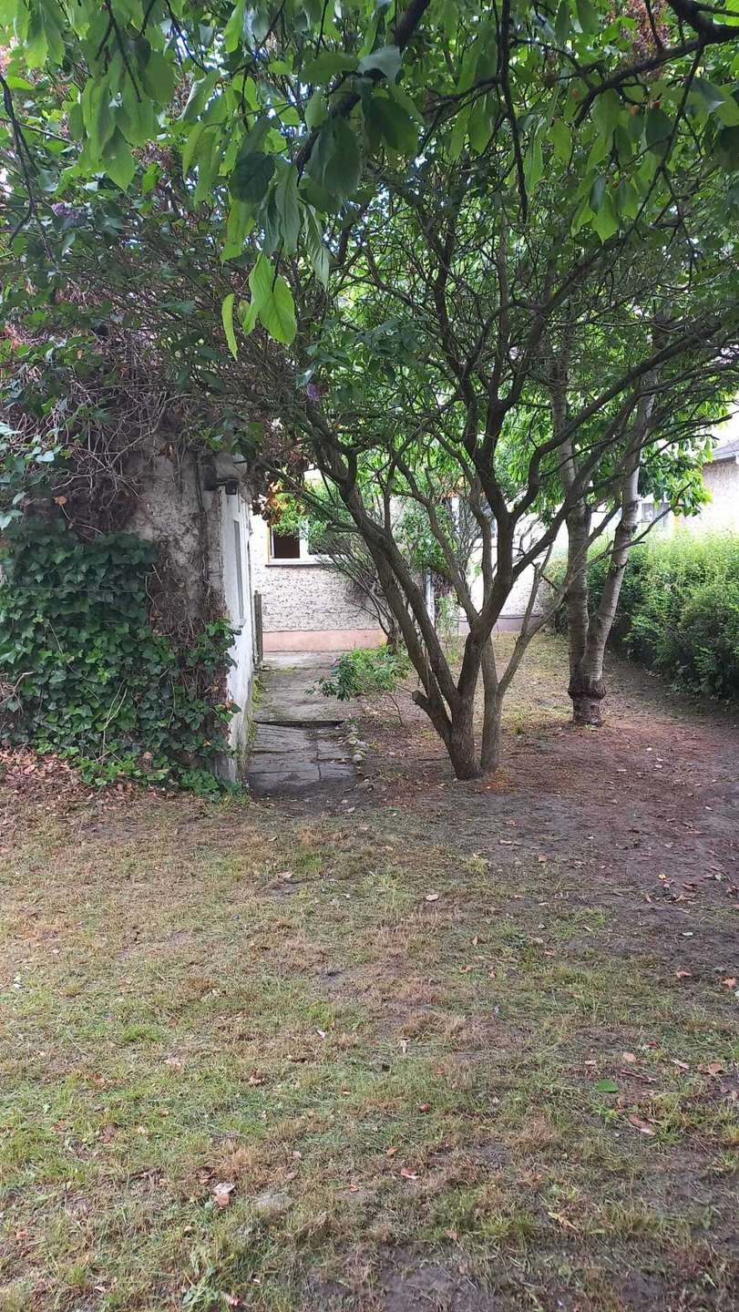 Nebengeb�ude Doppelhaush�lfte Bestensee