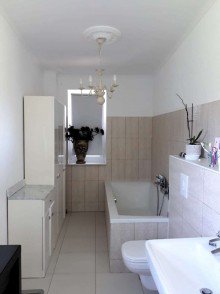 Bad Modernes Wohnhaus mit Einliegerwohnung und separatem Baugrundst�ck