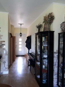 Eingangsbereich Modernes Wohnhaus mit Einliegerwohnung und separatem Baugrundst�ck