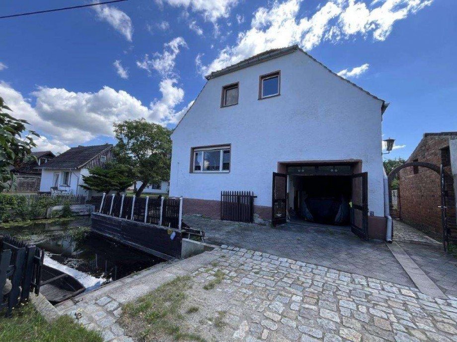 Haus von vorn Zweifamilienhaus L�bbenau/Spreewald